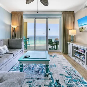 https://emerald-isle-1201.panamacity-beachhotels.com