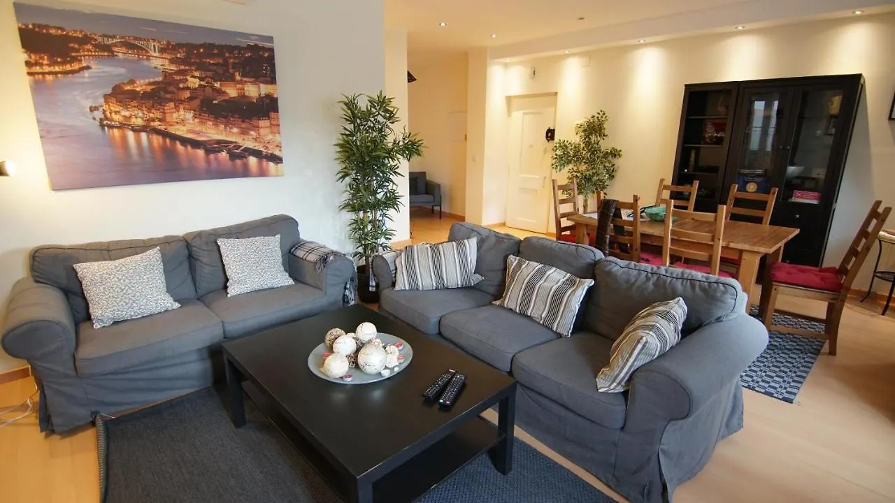 Cozy Apartment In Center Lissabon