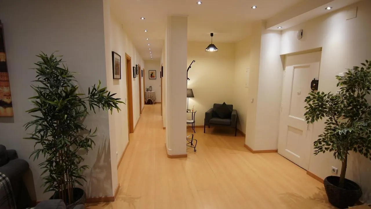 Cozy Apartment In Center Lissabon